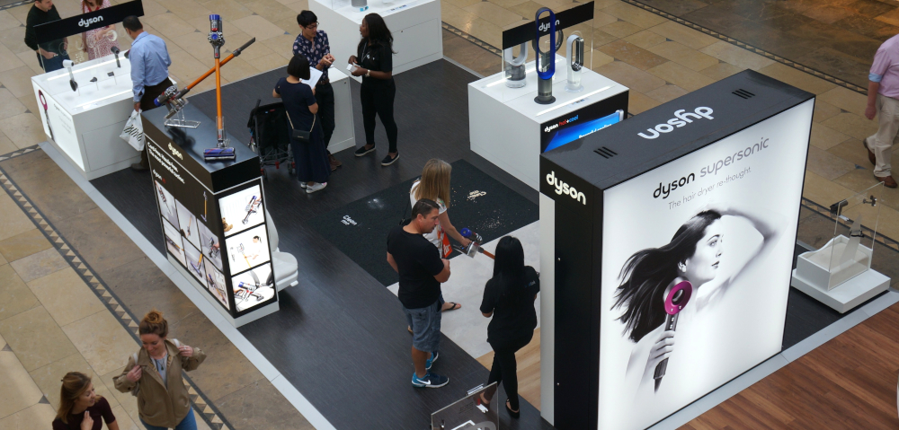 Exhibition Stand - Using lights and technology